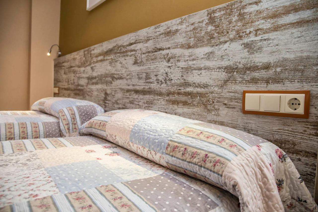 Casa Nunez Pensionat Fonfría Exteriör bild